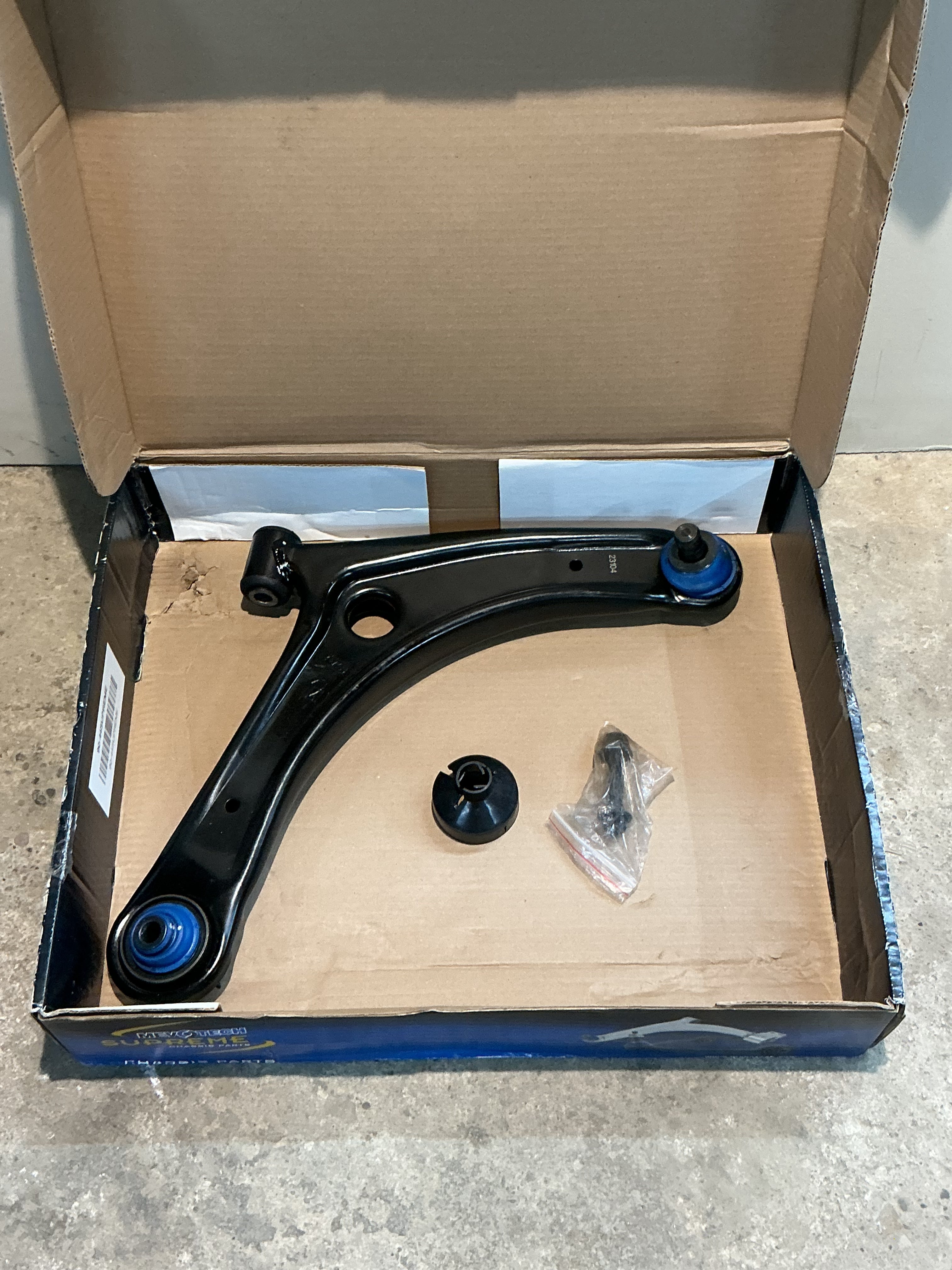 ADECO AUTO PARTS Control Arm