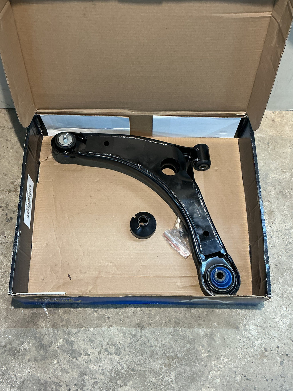ADECO AUTO PARTS Control Arm